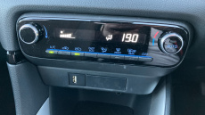 Toyota Yaris 1.5 Hybrid Icon 5dr CVT Hybrid Hatchback